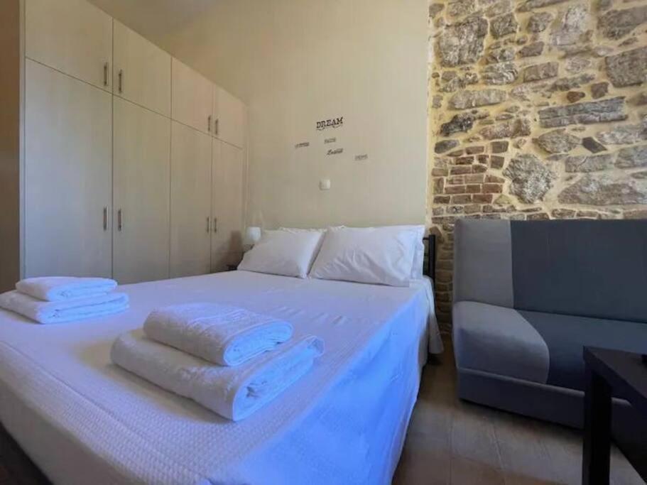 Q Apartments In Corfu Town Экстерьер фото
