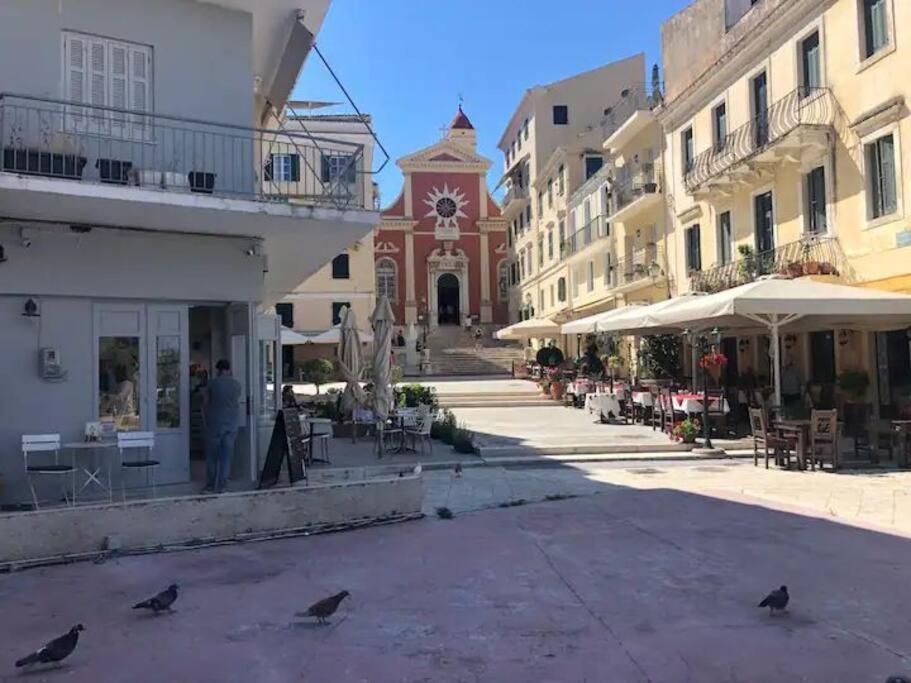 Q Apartments In Corfu Town Экстерьер фото