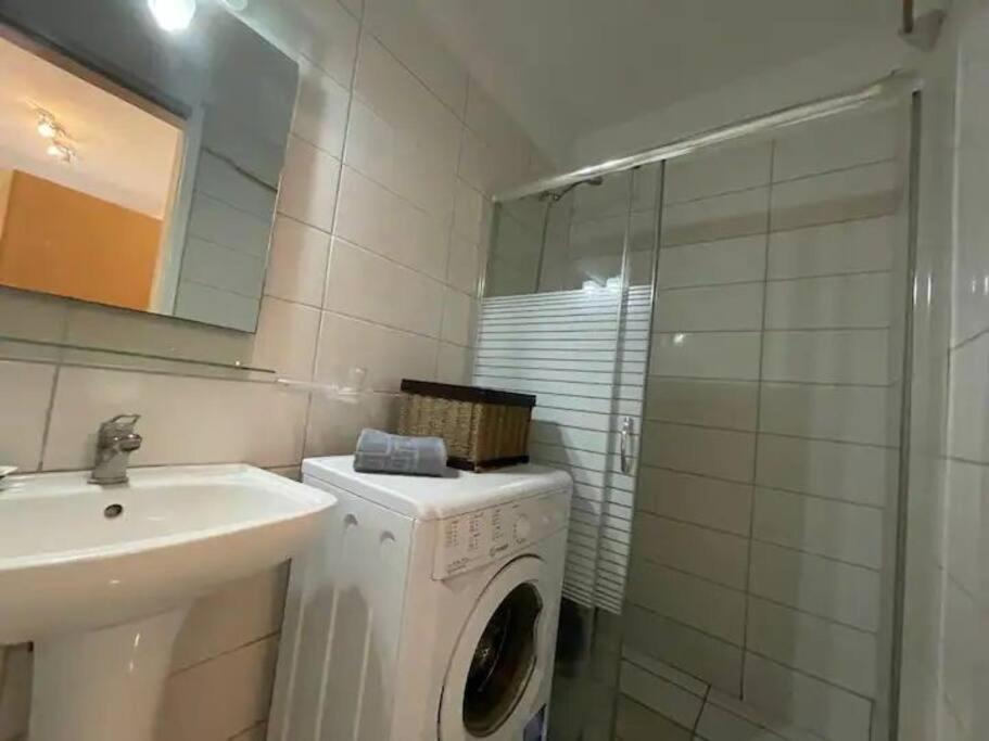 Q Apartments In Corfu Town Экстерьер фото