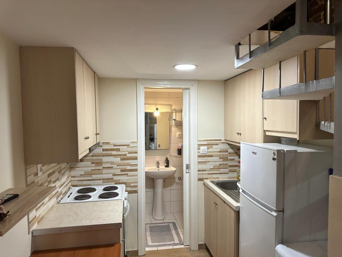 Q Apartments In Corfu Town Экстерьер фото